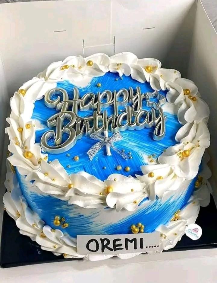 Indolove birthday cake