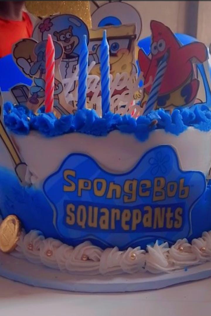 Custom Cakes