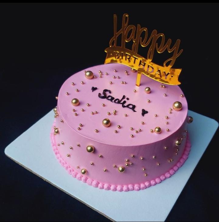 Pink Indolove cake