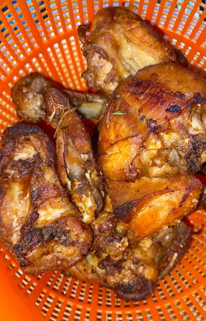 Chicken in sauce